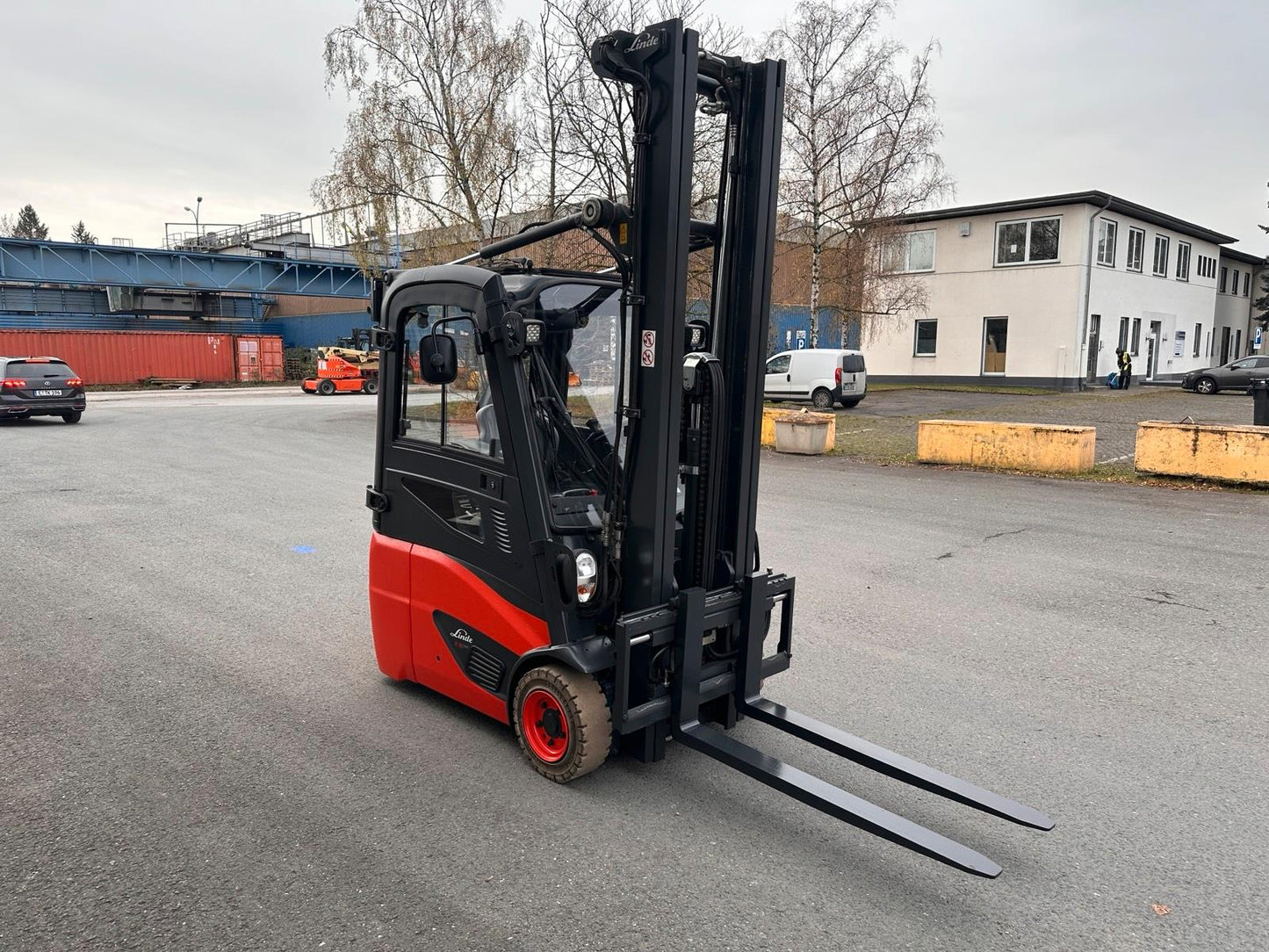 Linde E16C-02 Triplex 6070mm Hub. Vollkabine Waage DZH Bild 4