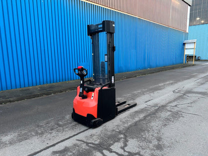 Toyota SWE160 Triplex 5400mm Hochhubwagen Elektro Stapler Lagertechnik Bild 2