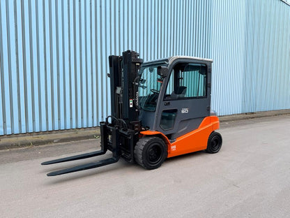 Toyota 8FBMT50 Triplex 4300 Elektro Gabelstapler 5Ton Zinkenversteller Bild 2