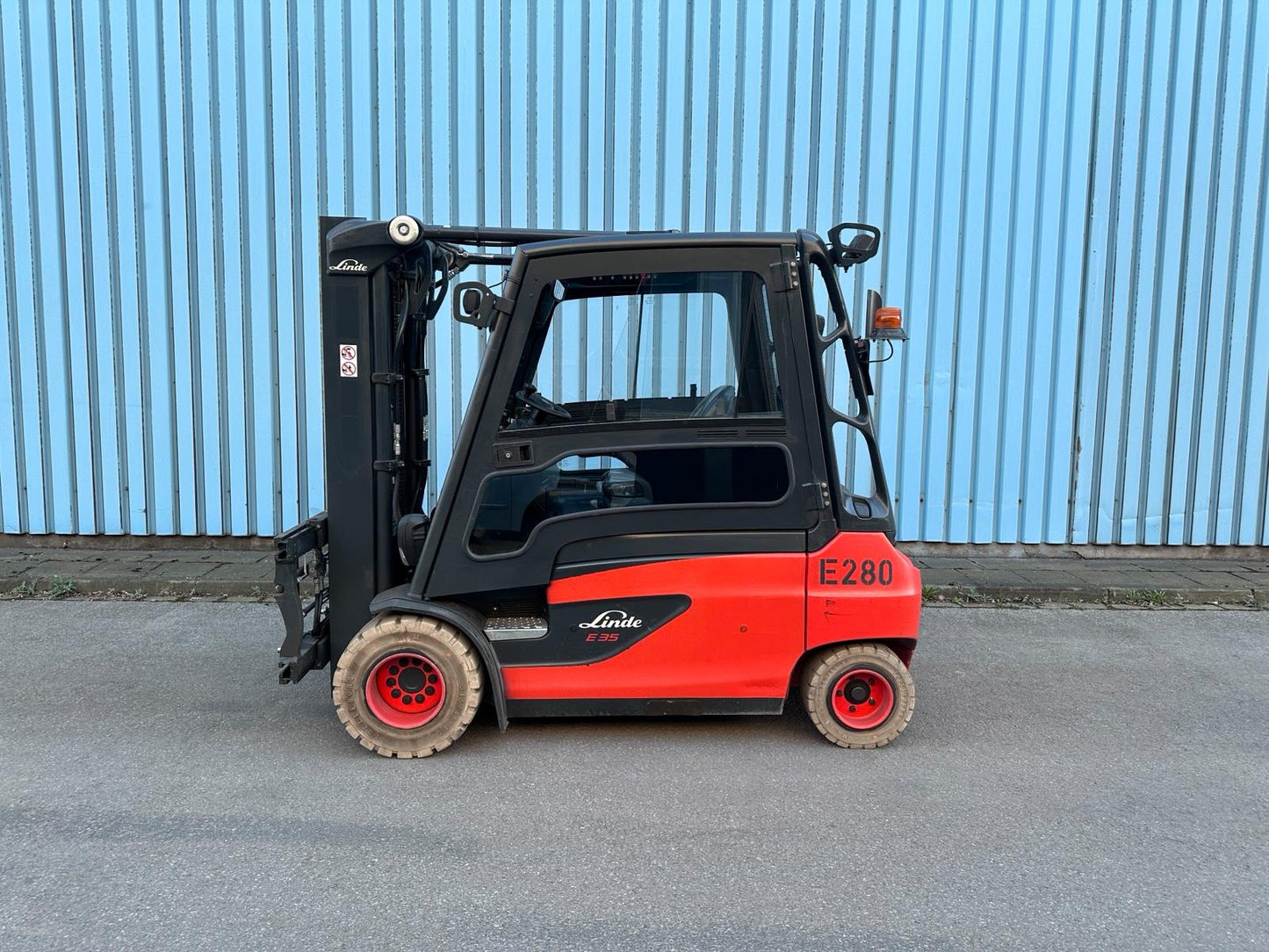 Linde E35L-01 Triplex 4380 Zinkenversteller 2022 3,5T 1467 Betr.H Bild 3