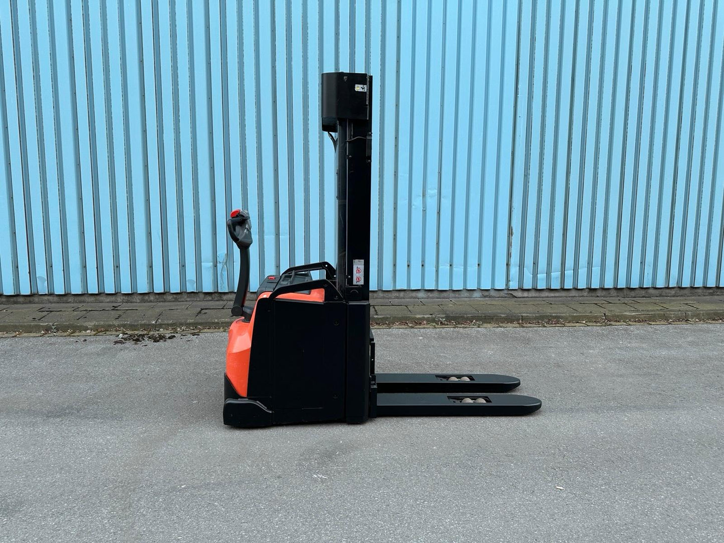 Toyota SWE160L Triplex 4800mm Batt 2024 Elektro Initialhub Bild 3