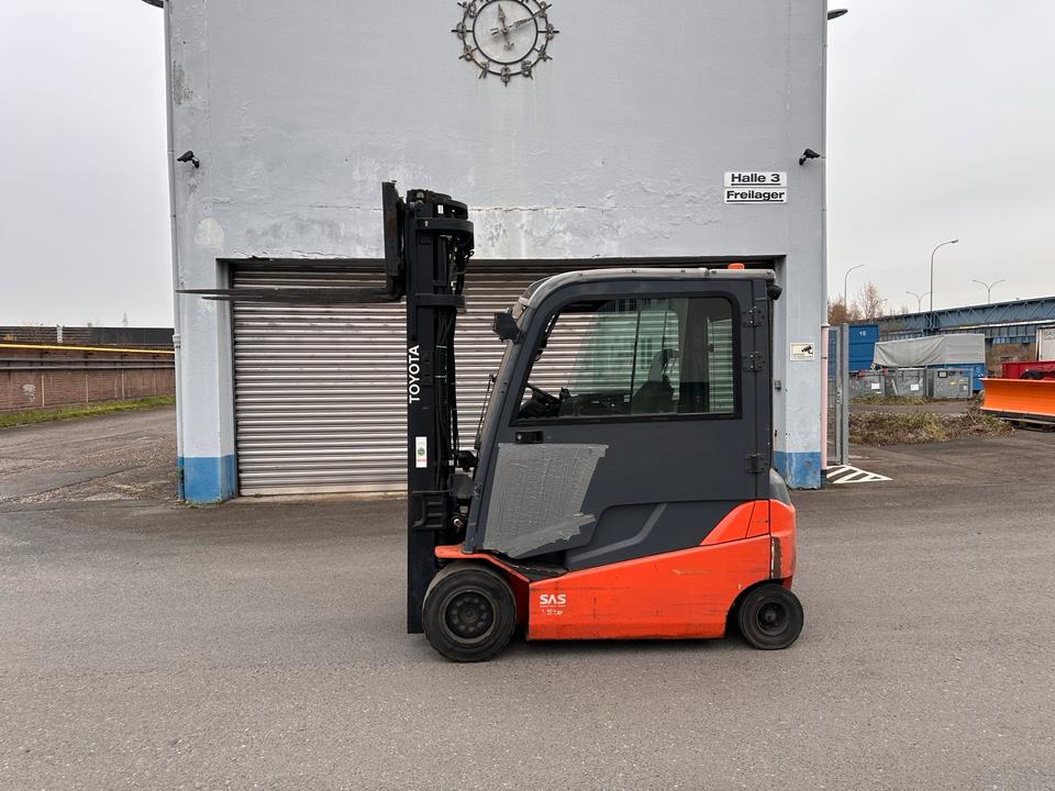 Toyota 8FBMT30 3Ton Elektro Gabelstapler Triplex 5500mm Batterie 2024 Bild 8
