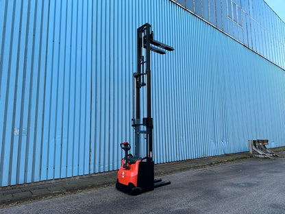 Toyota SWE160L Triplex 4500mm Elektro Hochhubwagen Bild 9