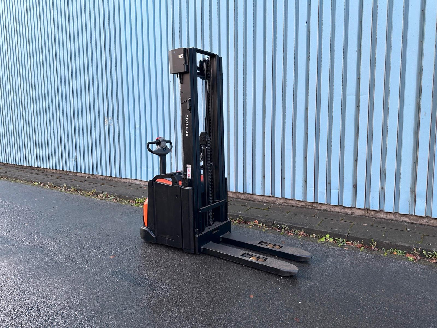 Toyota BT SWE160L Initialhub Triplex 5400mm Hochhubwagen Elektro Bild 4