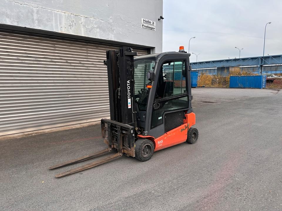 Toyota 2t 4Rad Gabelstapler Elektro Triplex 4700mm ZVG SS Bild 2