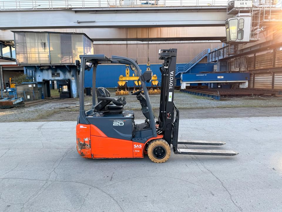 Toyota 8FBE20T Duplex 3300 Elektro Gabelstapler 2T Bild 5