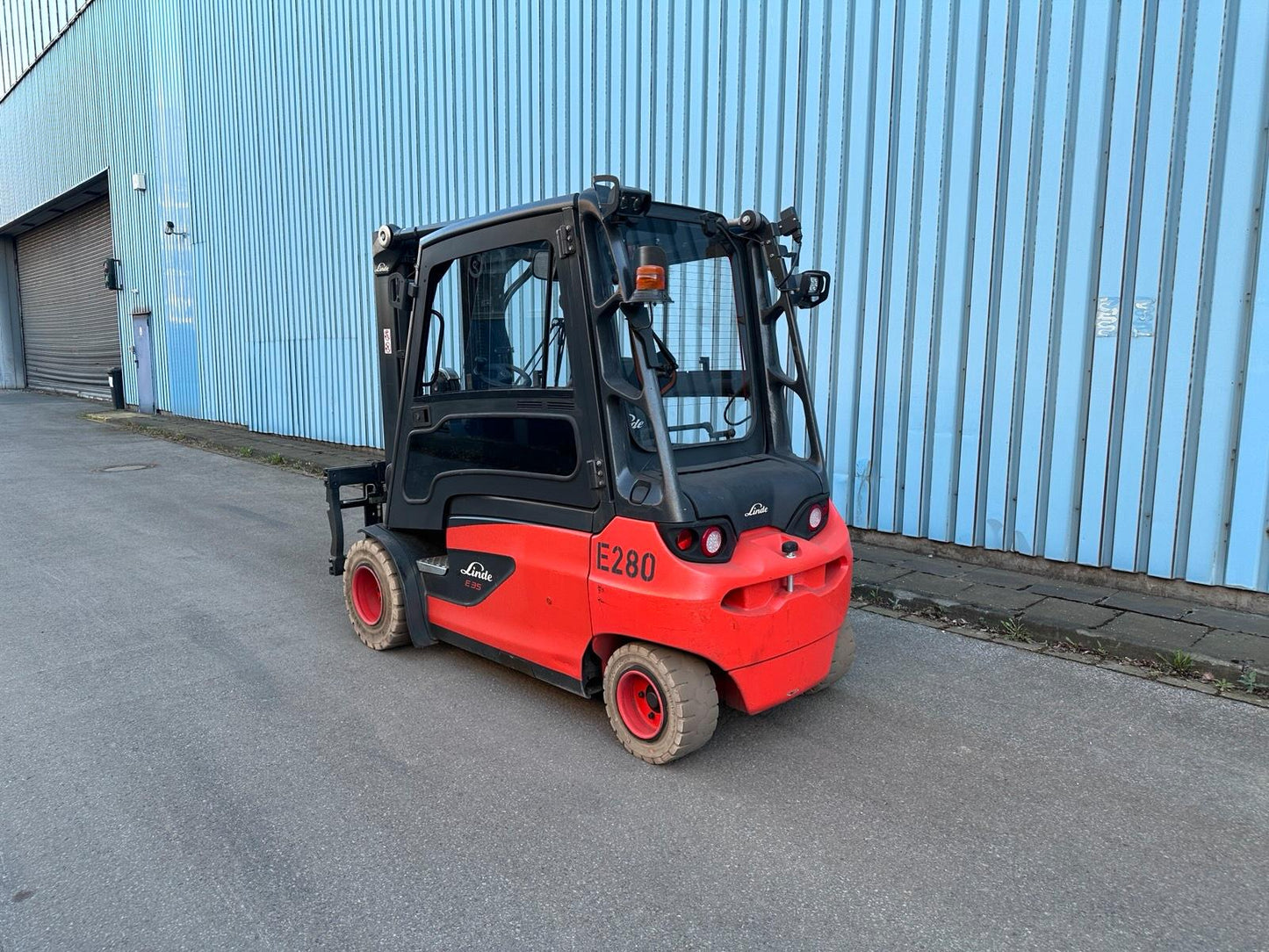 Linde E35L-01 Triplex 4380 Zinkenversteller 2022 3,5T 1467 Betr.H Bild 4