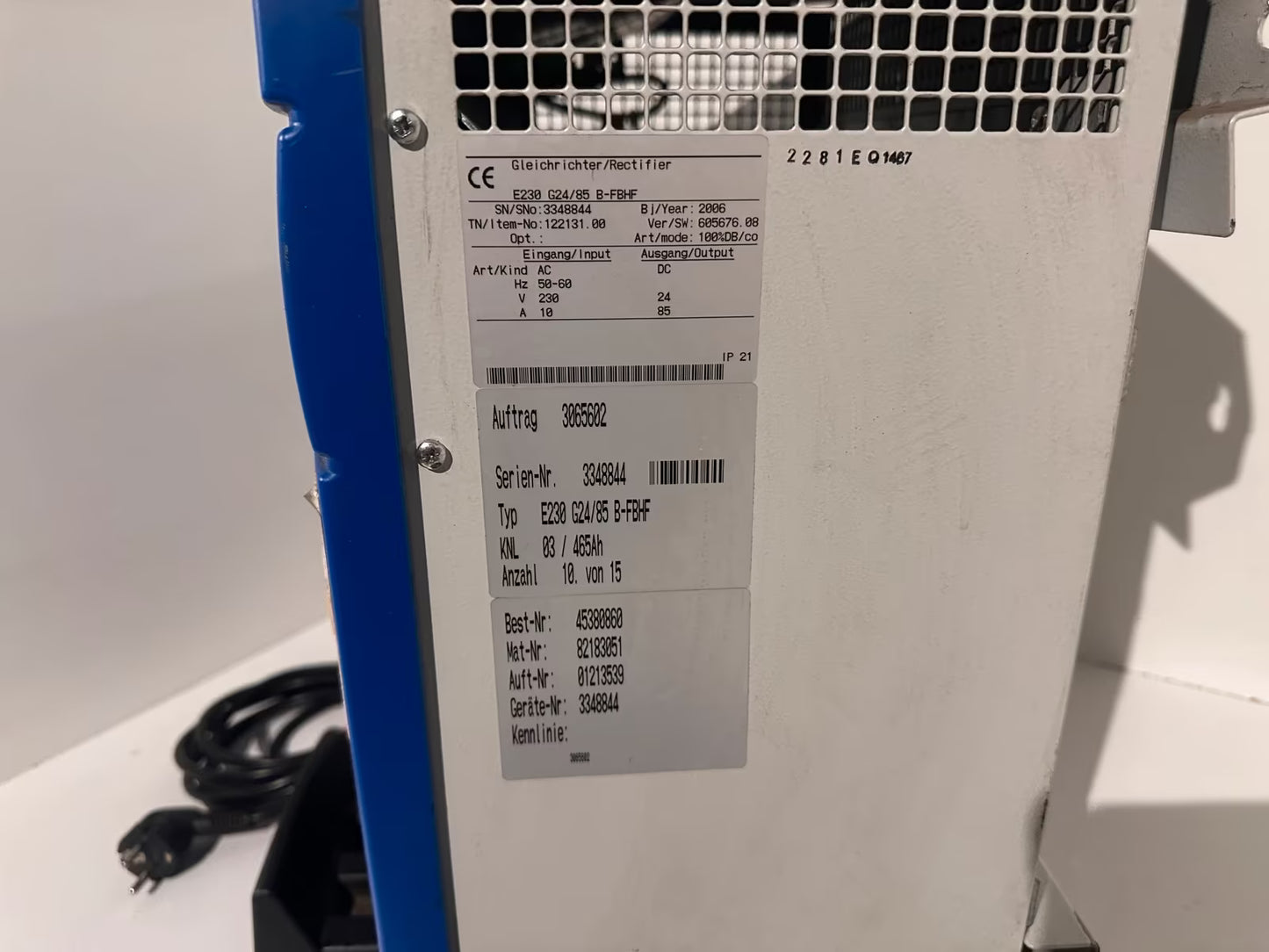 24V 85A Belatron Hubwagen Gabelstapler Batterie Ladegerät DIN