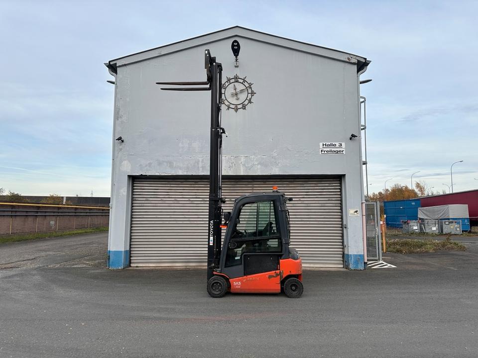 Toyota 2t 4Rad Gabelstapler Elektro Triplex 4700mm ZVG SS Bild 11