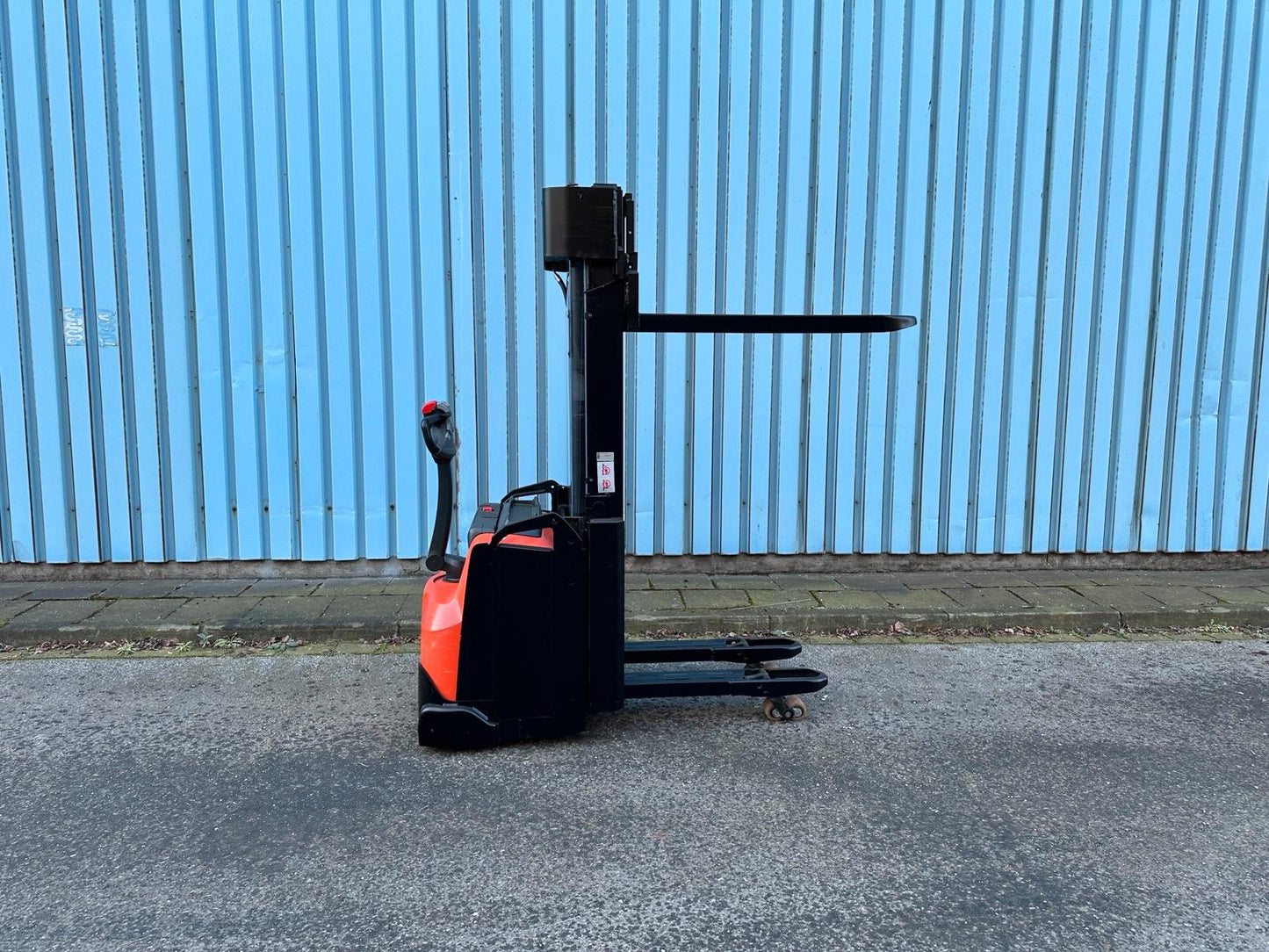 Toyota SWE160L Triplex 4500mm Elektro Hochhubwagen Bild 7