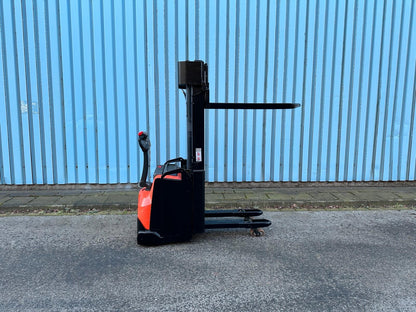 Toyota SWE160L Triplex 4500mm Elektro Hochhubwagen Bild 7