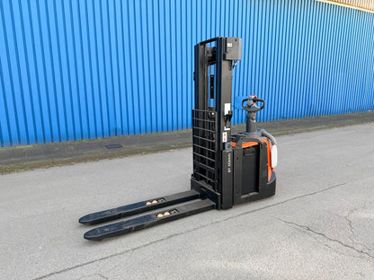 Toyota SPE160L 4800mm Triplex Gabelverlängerung Hochhubwagen Bild 7