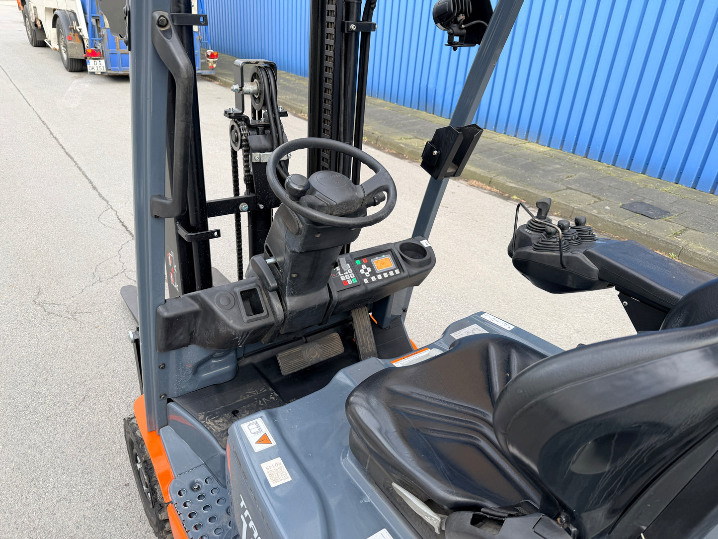 Toyota 3Rad Elektro Gabelstapler 1,6ton 3300mm hub