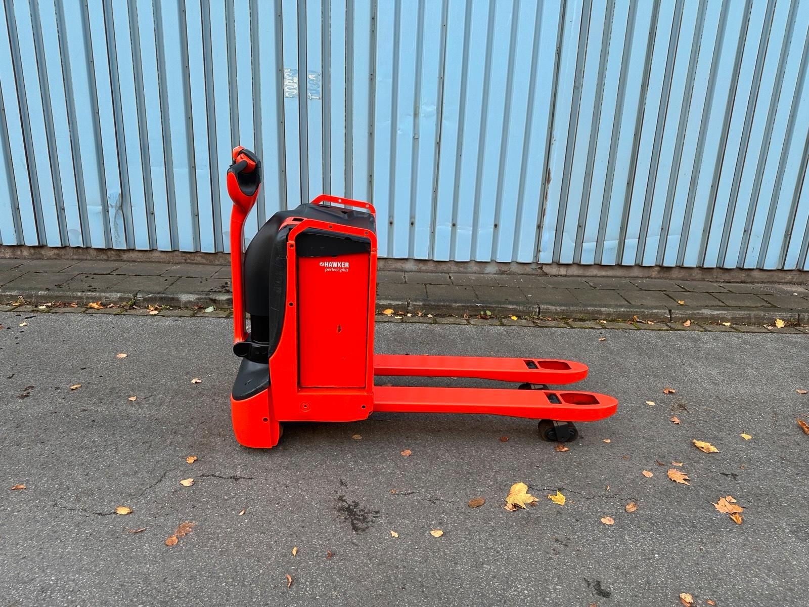 Linde T18 Niederhubwagen 1800kg Elektro Hubwagen Bild 5