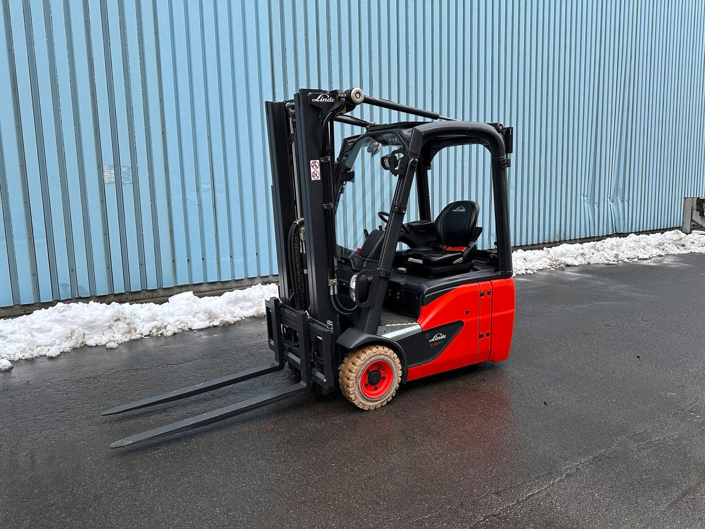 Linde E16 Triplex 4625mm Waage Elektro 3Rad Gabelstapler Bild 3