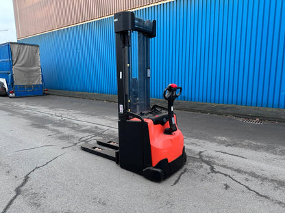 Toyota SWE160 Triplex 5400mm Hochhubwagen Elektro Stapler Lagertechnik Bild 8