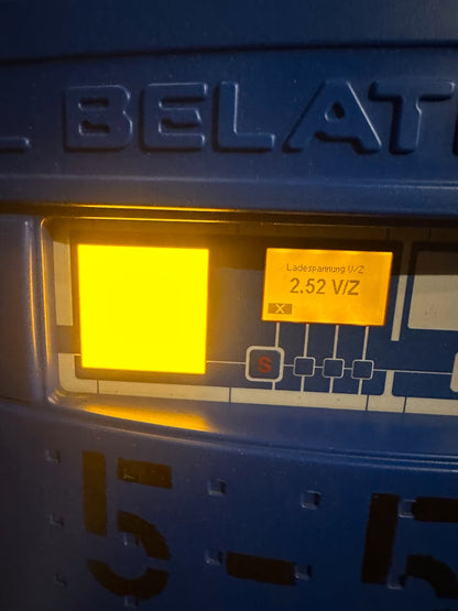 24V 85A Belatron Hubwagen Gabelstapler Batterie Ladegerät DIN
