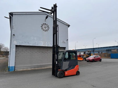 Toyota 8FBMT30 3Ton Elektro Gabelstapler Triplex 5500mm Batterie 2024 Bild 10