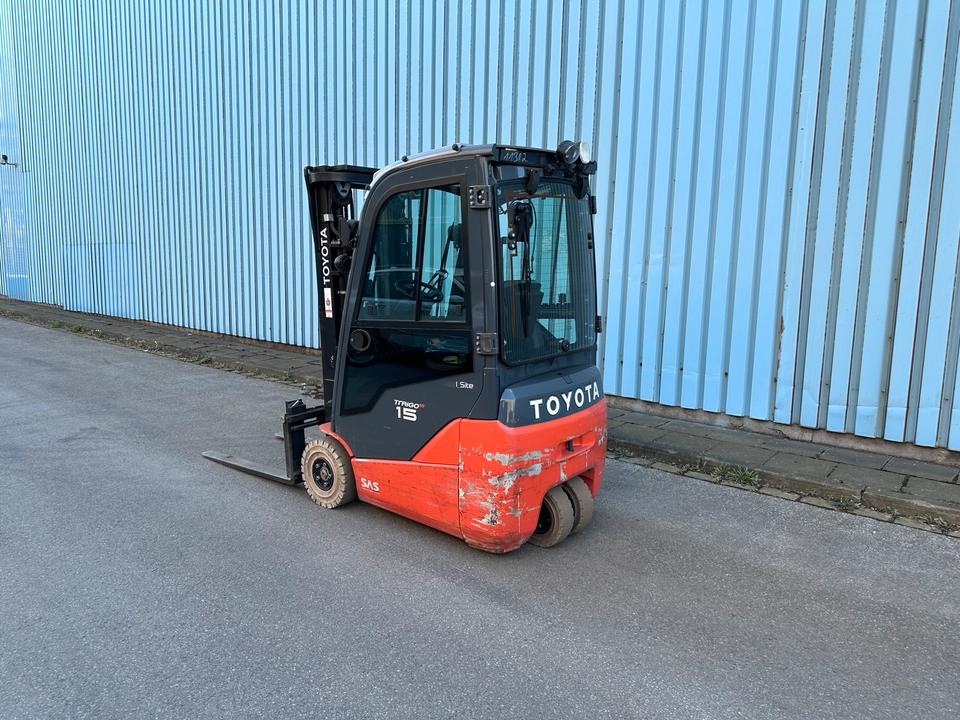 Toyota 1,5T Triplex 4500mm Hub Gabelstapler VOLL Bild 4