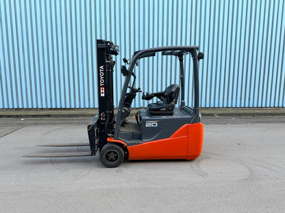 Toyota 2t Elektro Gabelstapler Zinkenversteller Seitenschub Bild 2