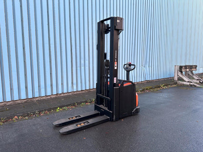 Toyota BT SWE160L Initialhub Triplex 5400mm Hochhubwagen Elektro Bild 7