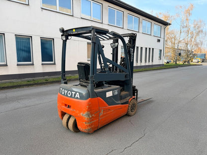 Toyota 1,8t Gabelstapler 3300mm Freihub Seitenschub Bild 6