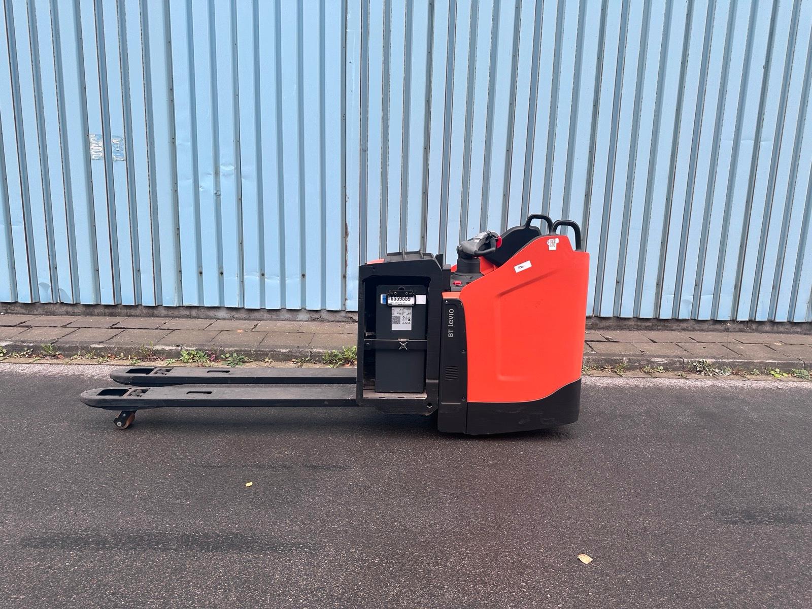 Toyota LPE220 Schnellläufer 2018 1600mm Gabeln Elektro Hubwagen Bild 12