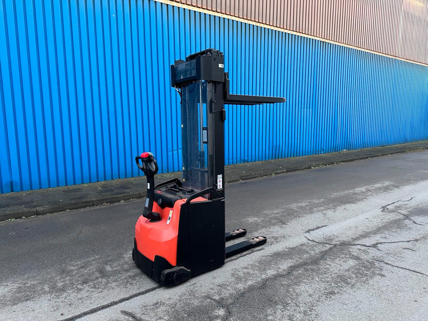 Toyota SWE160 Triplex 5400mm Hochhubwagen Elektro Stapler Lagertechnik Bild 6