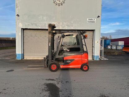 Linde E35HL-01 Elektro 3,5t Gabelstapler Zinkenversteller Kabine Bild 3