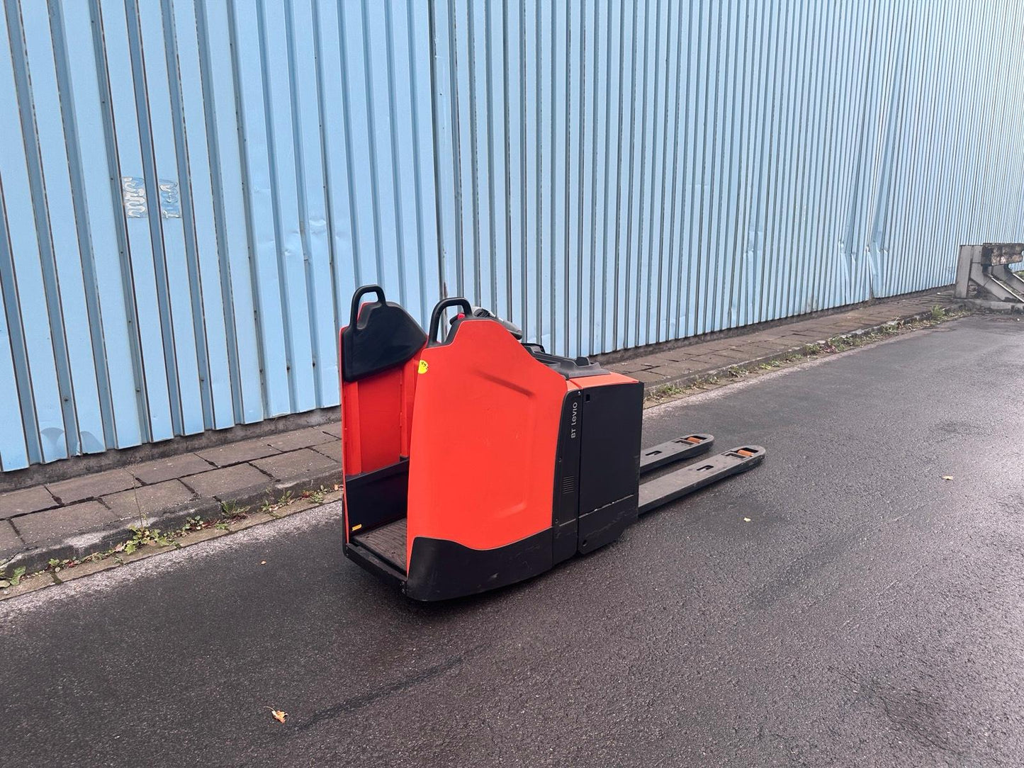 Toyota LPE220 Schnellläufer 2018 1600mm Gabeln Elektro Hubwagen Bild 3