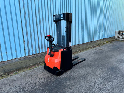 Toyota SWE160L Triplex 4500mm Elektro Hochhubwagen Bild 2
