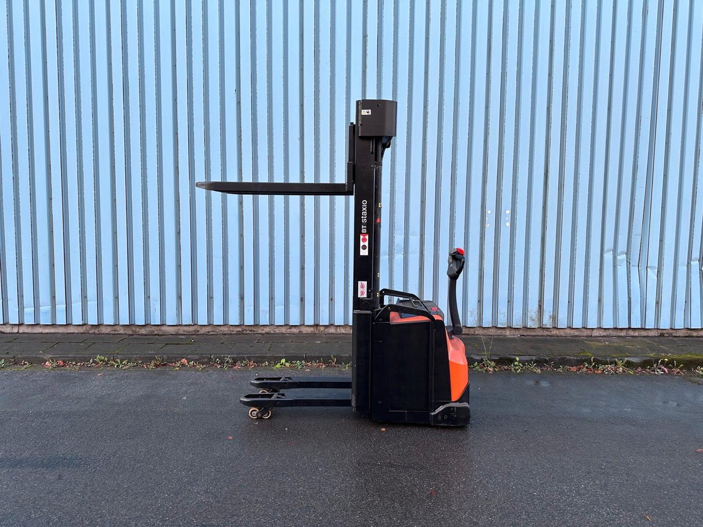 Toyota BT SWE160L Initialhub Triplex 5400mm Hochhubwagen Elektro Bild 9