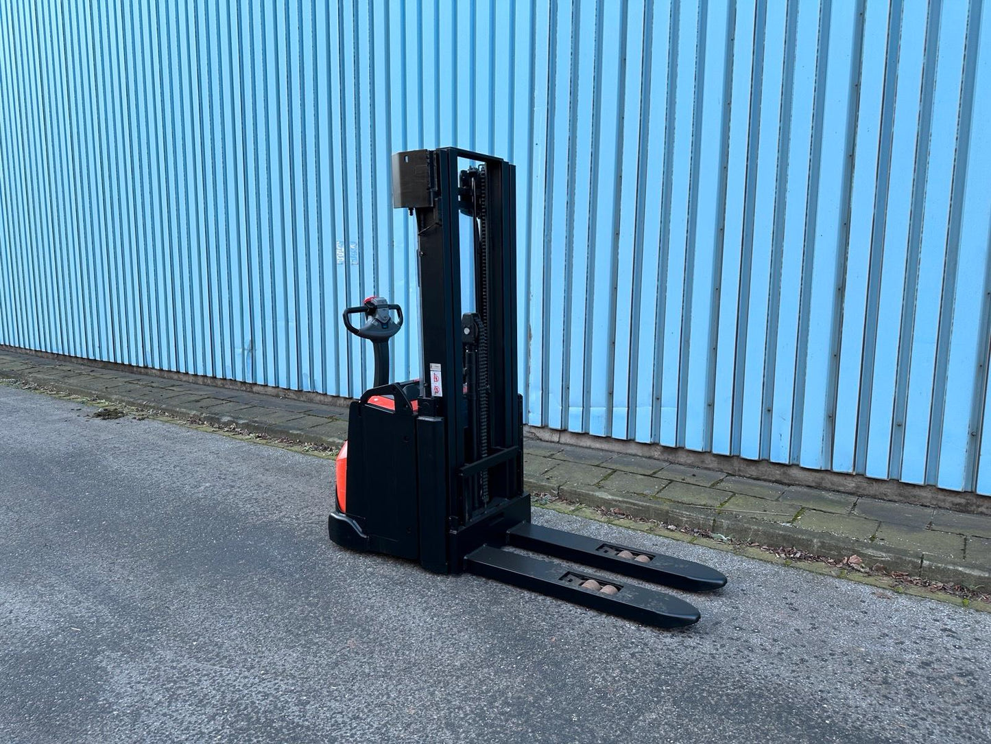 Toyota SWE160L Triplex 4500mm Elektro Hochhubwagen Bild 4